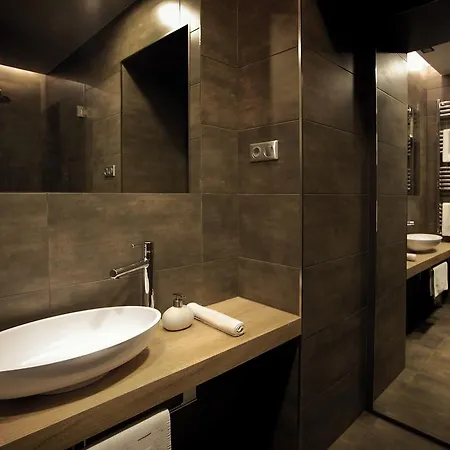 Gateway Centrum Apartment *